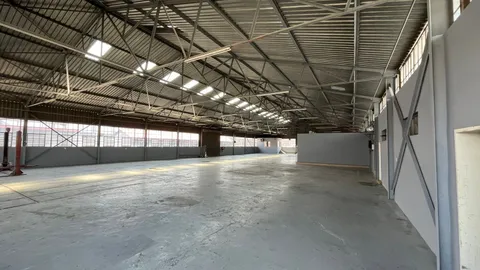 WhatsApp Image 2025-12-02 at 15.00.53.